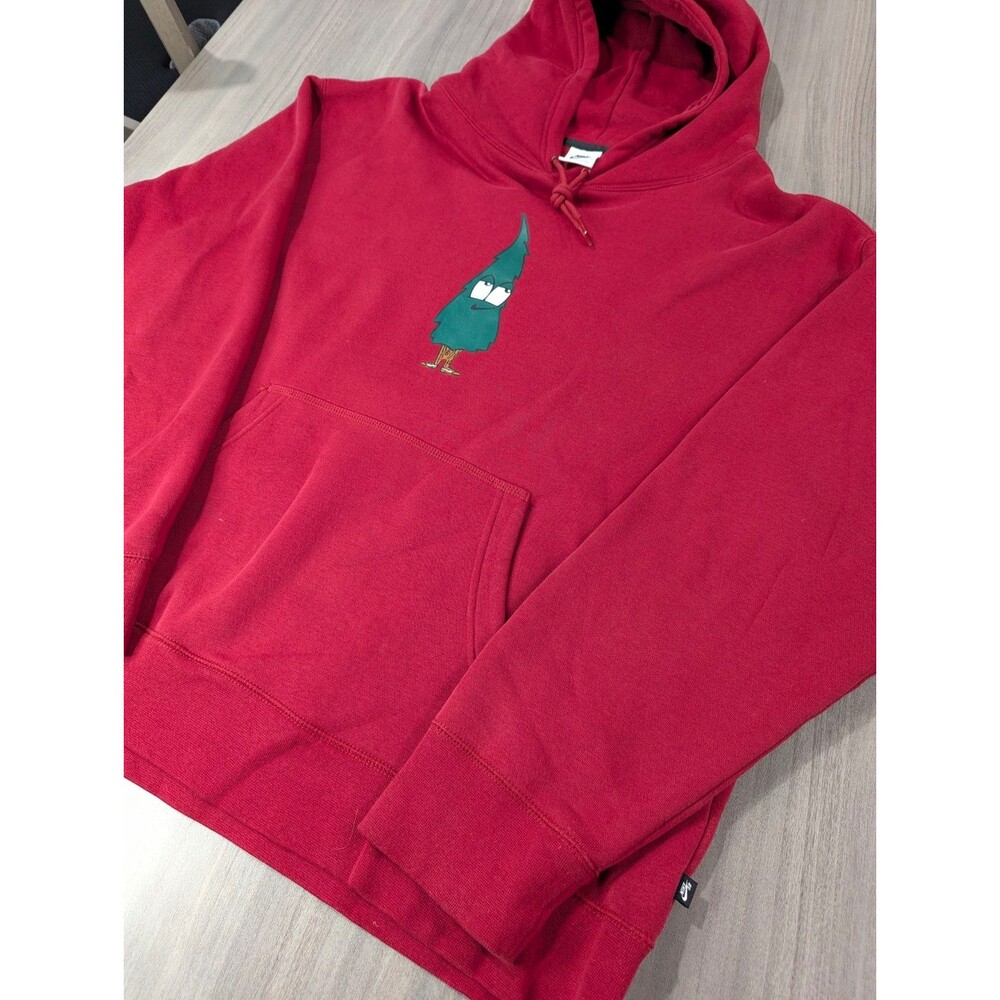 Nike SB Firry Popover Hoodie featuring a Christmas tree kangaroo Pocket XL
